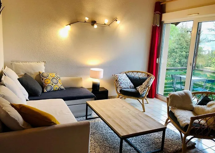 Au Des Oiseaux Migrateurs * جوراردُميه